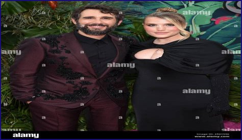 Josh Groban And Natalie McQueen: A Holiday Collaboration